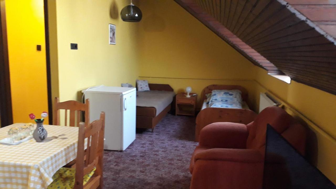 Centrum Apartman Otel Hajdúszoboszló Dış mekan fotoğraf