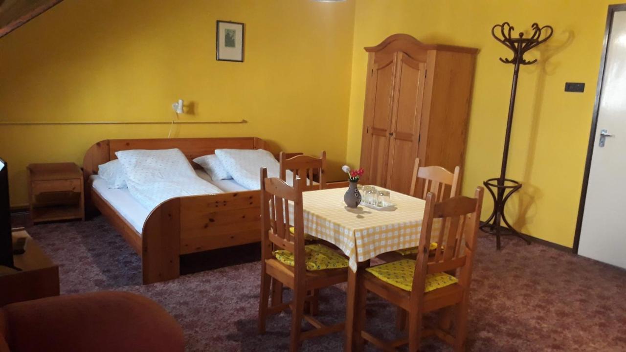 Centrum Apartman Otel Hajdúszoboszló Dış mekan fotoğraf
