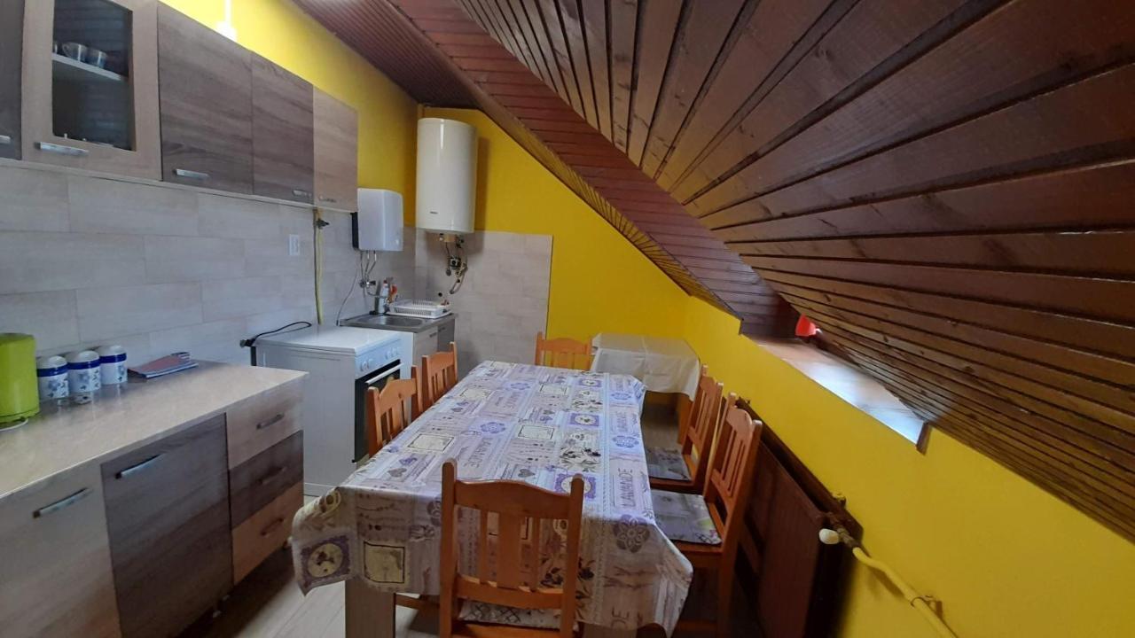 Centrum Apartman Otel Hajdúszoboszló Dış mekan fotoğraf